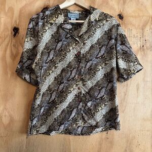 Vintage Jane Ashley 100% Silk Snakeskin Print Button Up Shirt Sz M